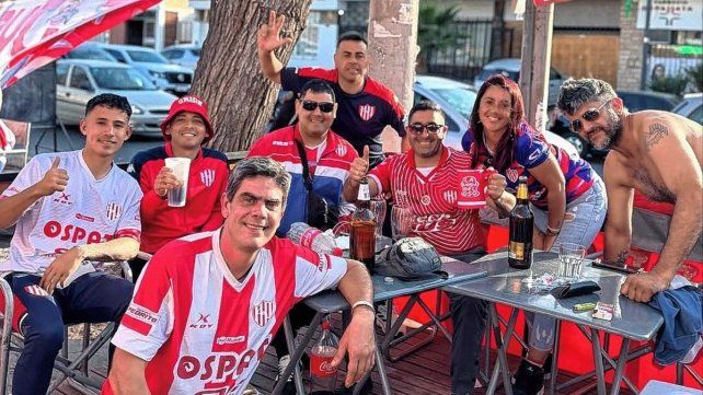 El tributo de Unión a los hinchas que acompañaron en masa a Mendoza El tributo de Unión a los hinchas que acompañaron en masa a Mendoza