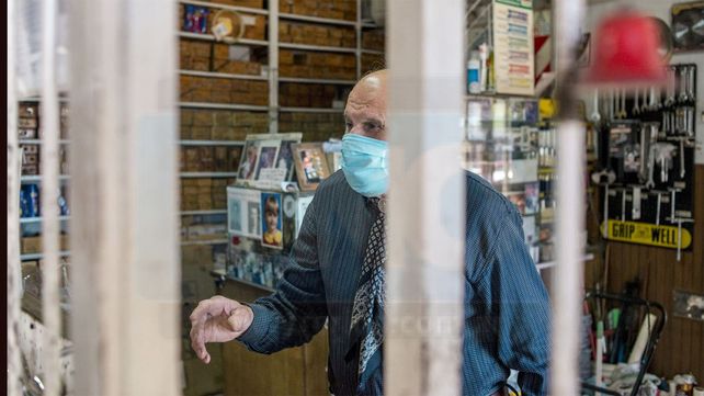 Cumple 83 años Pocho, el ferretero más antiguo de Paraná