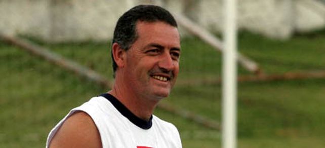 Alfaro es el nuevo t&eacute;cnico de Central