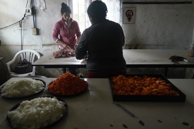 Ayuda alimentaria: por el precio de la comida y la falta de fondos, cierran comedores comunitarios