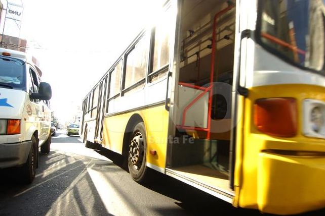 No funcionan algunas líneas de colectivos por asamblea de choferes