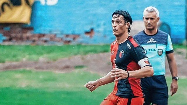 Sebastián Prediger dejó tranquilos a los hinchas de Colón y pidió bancar a los jóvenes del equipo.