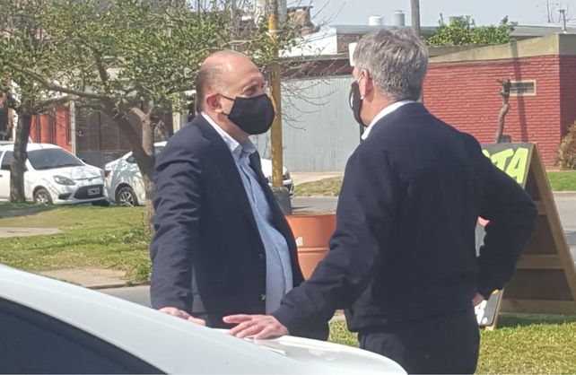 Fuerte reclamo de una vecina: Perotti escuchó la queja y Jatón miró para otro lado y se fue