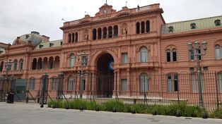 Despegar con futuro o seguir en decadencia