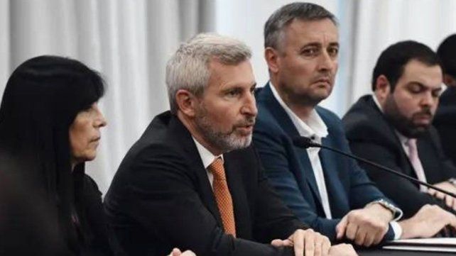 Rogelio Frigerio presentó reforma política de Boleta Única