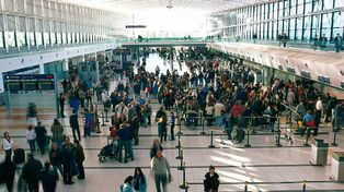 Unos 950 millones de turistas viajaron por el mundo este año