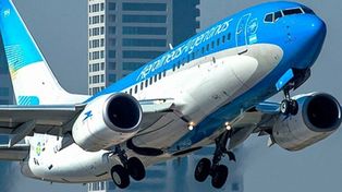 Aerolíneas tiene cinco Boeing 737 8 Max como el que cayó en Etiopía