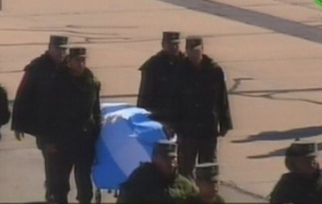 Los gendarmes son trasladados desde Buenos Aires a sus provincias.