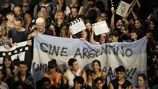 ¿Qué hay detrás de la guerra de Milei contra el cine argentino?