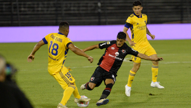 Rivero jugó ante Boca uno de sus tres únicos partidos del semestre. Con Gamboa