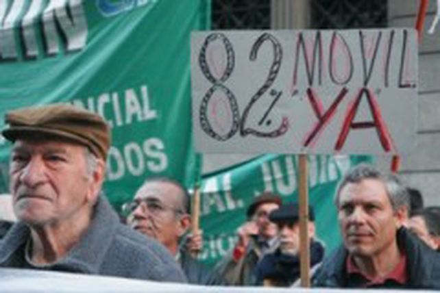 La actividad concluirá con una suelta de globos gigantes en los que irán mensajes dejados por los rosarinos dirigidos a Cristina. (Foto archivo)