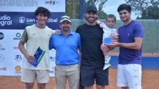 Ignacio Novo, Sergio Aguiar, Tomás Marini y el ganador Ezequiel Simonit.