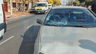 Murió la mujer que había sido embestida por un auto