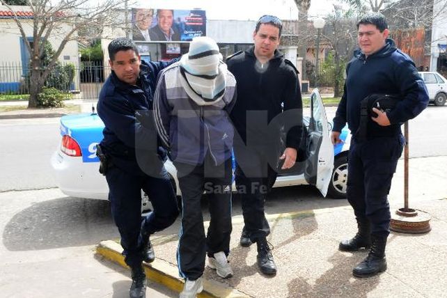 Lo arrestaron por robo y lo buscaban por un doble homicidio
