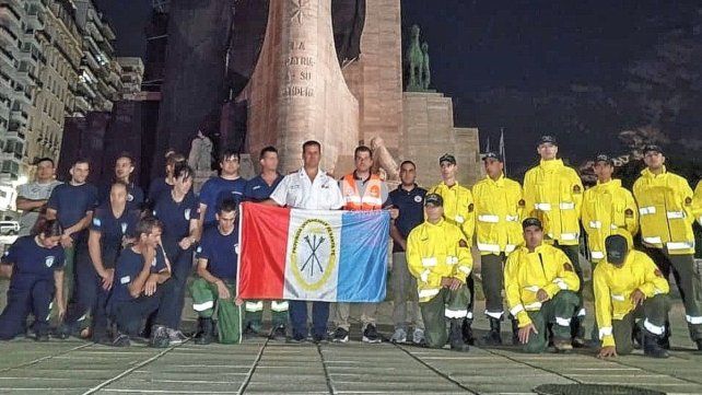 Santa Fe envió un equipo de brigadistas para colaborar en el control de incendios forestales en Chubut