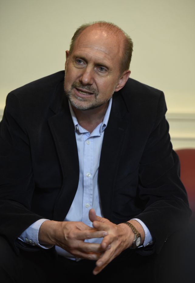 El senador rafaelino Omar Perotti.