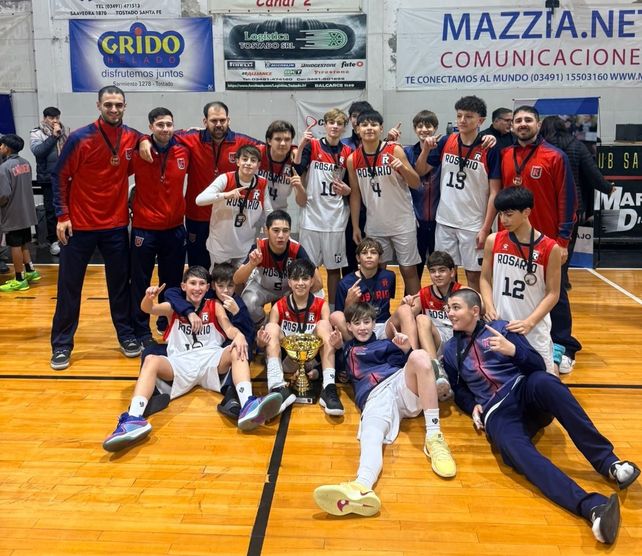 El equipo rosarino U13 se consagró campeón en su categoría.