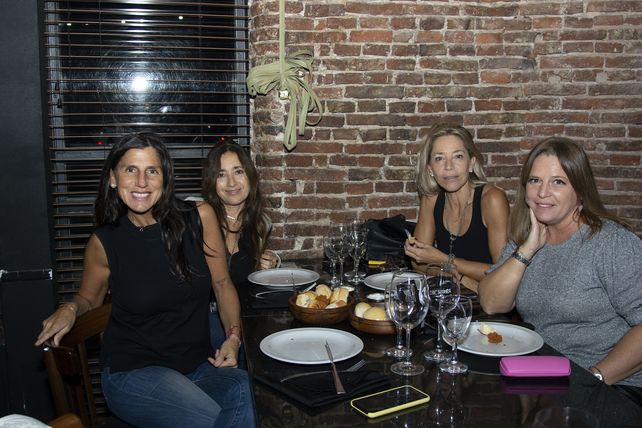 Florencia Jiménez, Bárbara Baños, Jorgelina Romano y Marisol Martínez.