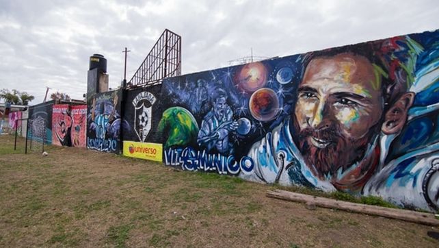 Un club en el campito donde jugó Leo Messi