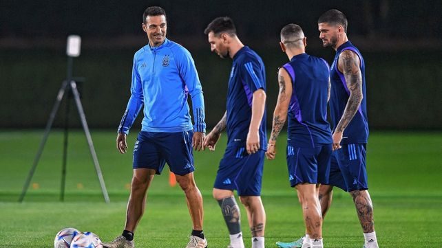 Argentina realizó el último entrenamiento previo al encuentro ante México.
