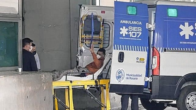 El viernes dieron de alta al policía Gabriel Sanabria del Hospital de Emergencias Clemente Álvarez