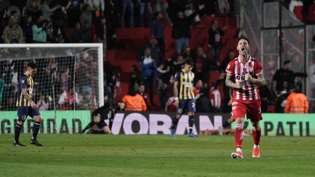 El último enfrentamiento entre ambos fue hace poco menos de un año, con victoria 1-0 de Unión en Santa Fe.