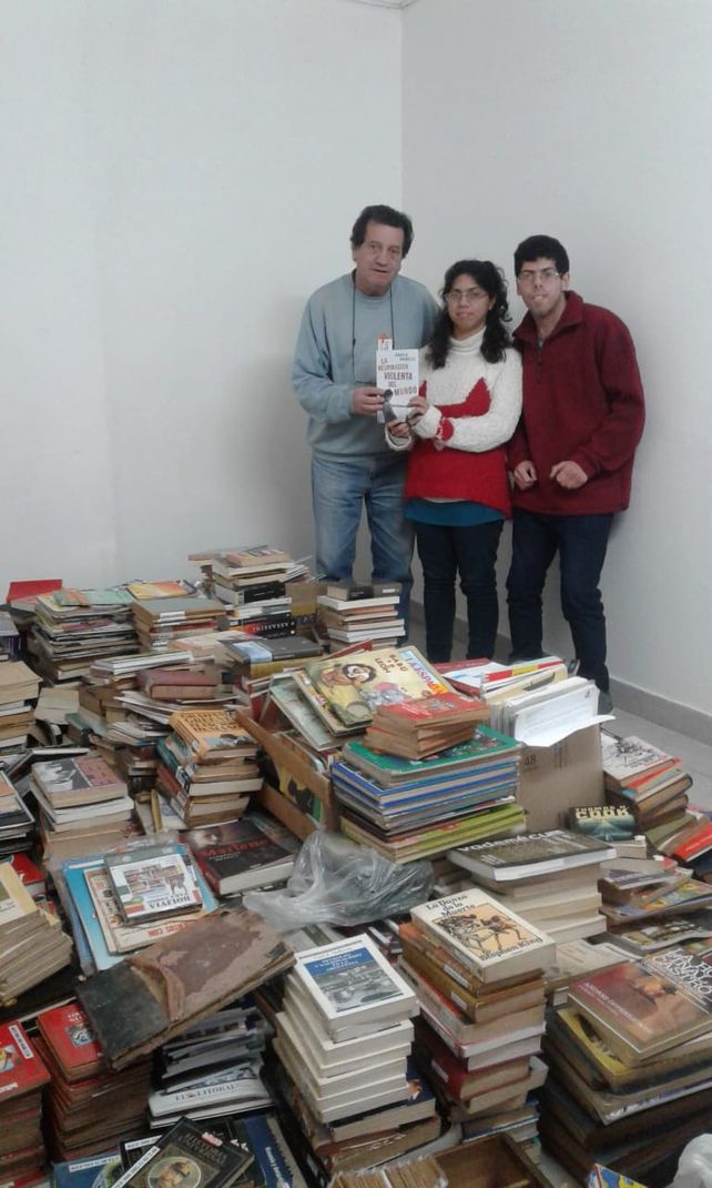 Fotos. Gentileza vecinal Centenario.&nbsp;