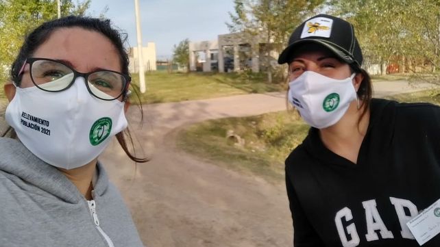 Más de 60 vecinos participaron del relevamiento poblacional y recorrieron ambos barrios