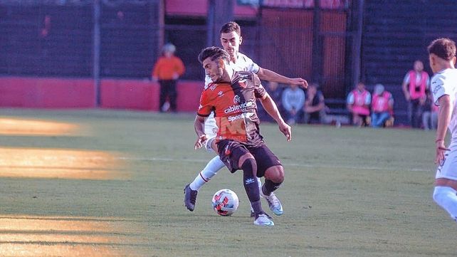 El minuto a minuto del duelo entre Colón e Independiente
