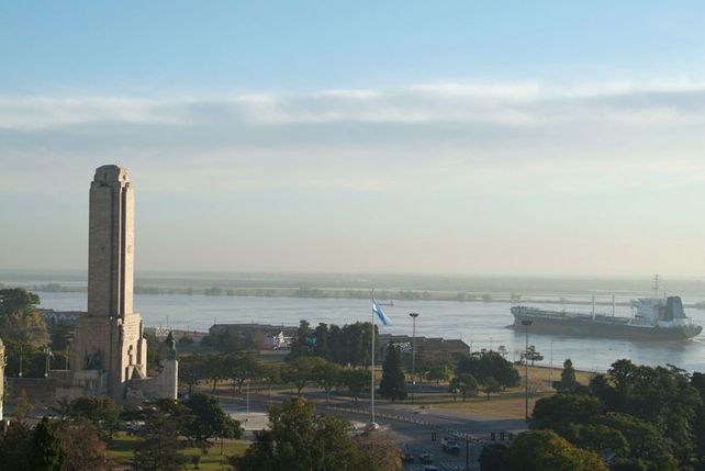 Piden debatir la autonomía antes que el traslado de la Capital a Rosario