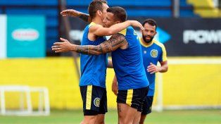 Uno de los jugadores más señalados por los hinchas fue Emiliano Vecchio, quien no viene jugando en el ciclo de Somoza.