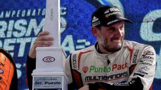 Santiago Mangoni dominó en Concepción del Uruguay y ganó la 4ª fecha del Turismo Carretera