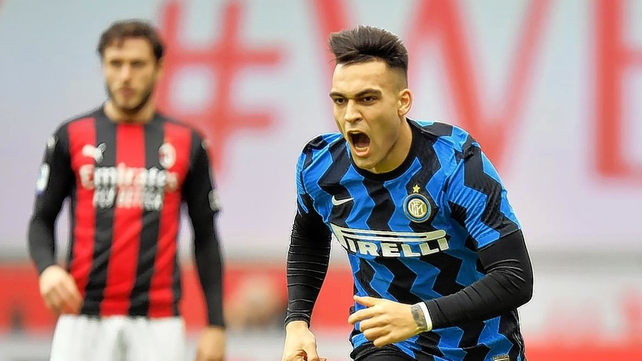 Con dos tantos de Lautaro Martínez Inter goleó a Milán 3-0.