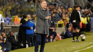 Ariel Holan quedó conforme con el rendimiento de Central ante Talleres y por eso no tocaría el equipo.