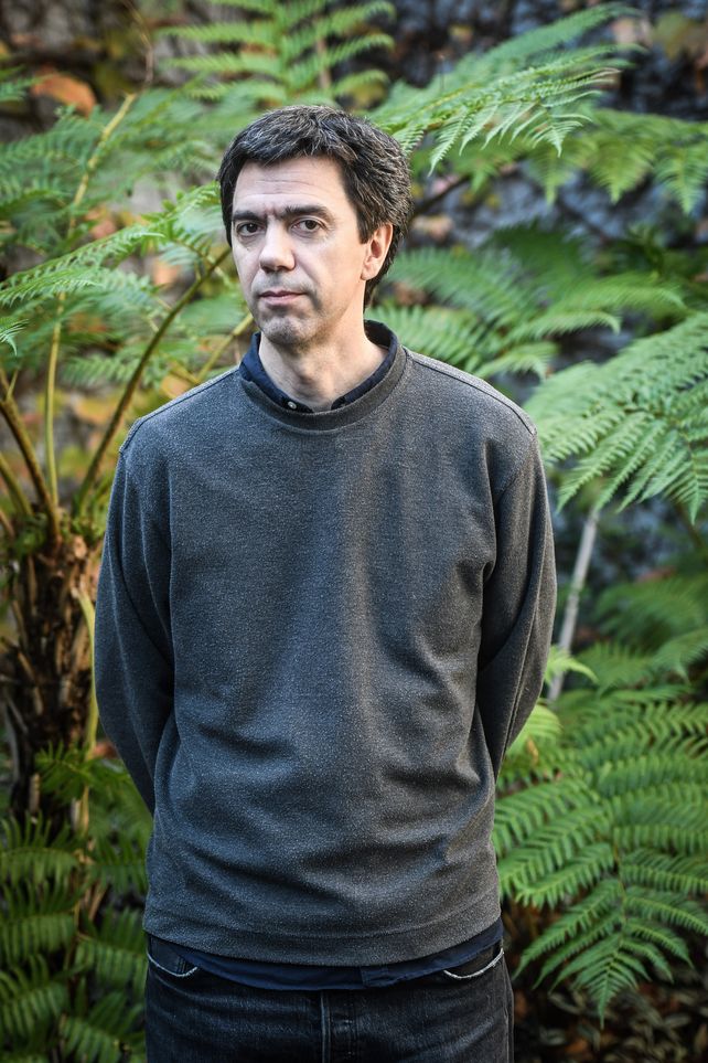 El director Enrique Bellande.