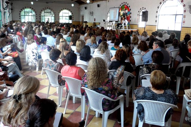 Santa Fe implementará una nueva formación permanente para maestros de más de 1.300 escuelas