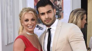 Britney Spears y su novio, Sam Asghari, no pudieron tener la fiesta en paz.