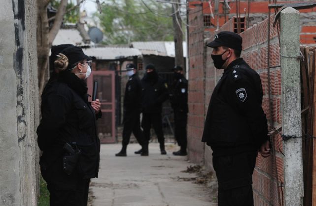 San Lorenzo: siete violentos delincuentes detenidos en cinco allanamientos