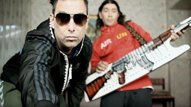 Andrés Calamaro invitó a Pablito Lescano a uno de sus shows en el Movistar Arena para tocar Tuyo siempre