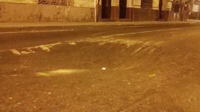 El pavimento hundido en Laprida entre San Luis y San Juan.