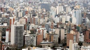 Corredores inmobiliarios dicen que el blanqueo de dólares moverá al mercado, pero también plantean riesgos sobre el origen de los fondos.&nbsp;