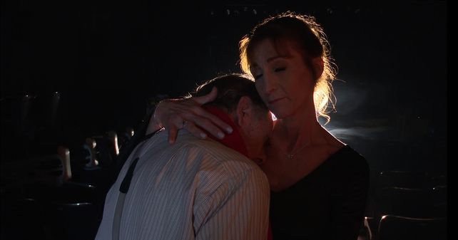 Bárbara Zapata y Eduardo Vercelli en una escena del film.
