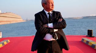 Magnate egipcio quiere comprar una isla de Europa para albergar a los refugiados