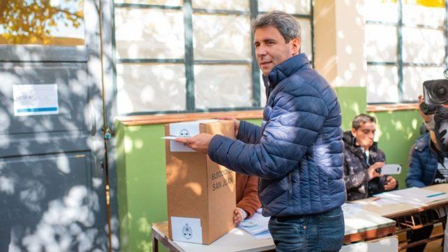 Sergio Uñac obtuvo la reelección en San Juan y Oscar Ahuad se impuso en Misiones