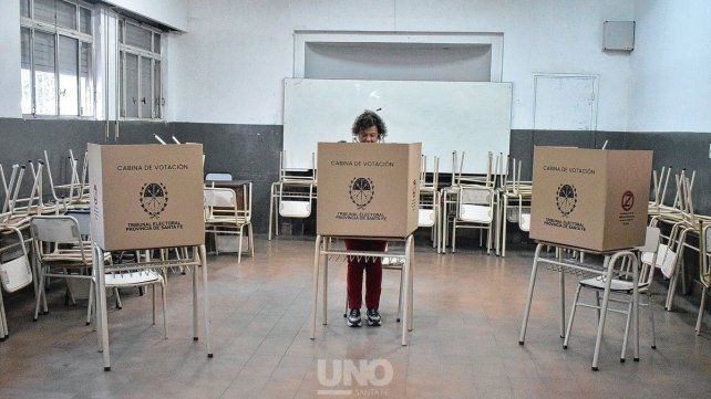 Muy baja participación electoral en la ciudad de Santa Fe.