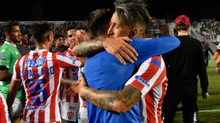 Martínez se despidió de sus compañeros y jugará en Central