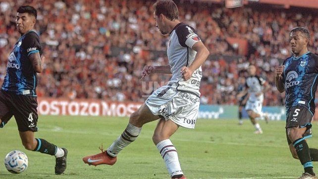 Cambiaría la hora del partido entre Gimnasia (J) y Colón de la fecha 25