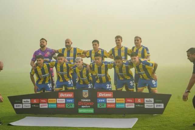 Los once de Central que iniciaron ante Estudiantes en el Gigante.