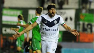 Vélez echó a Pavone al enterarse de su nuevo destino