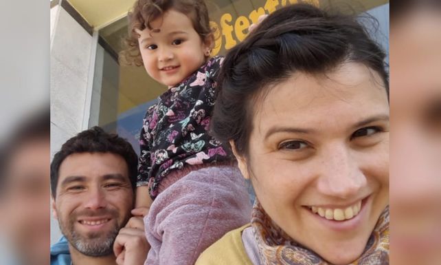 Urresti junto a su se&ntilde;ora Larisa y su hija Paloma
